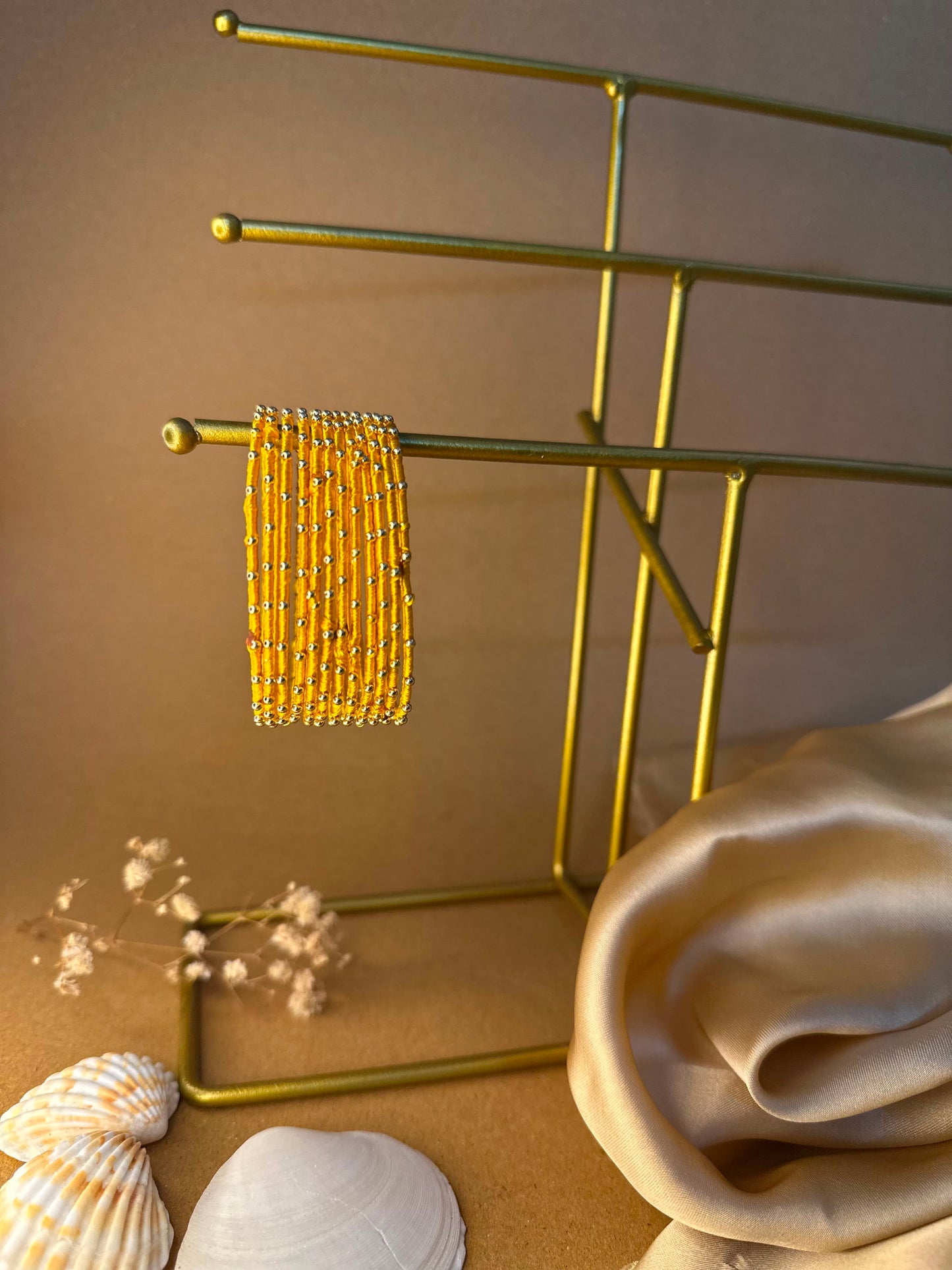 Dotted bangle 12 pcs - yellow