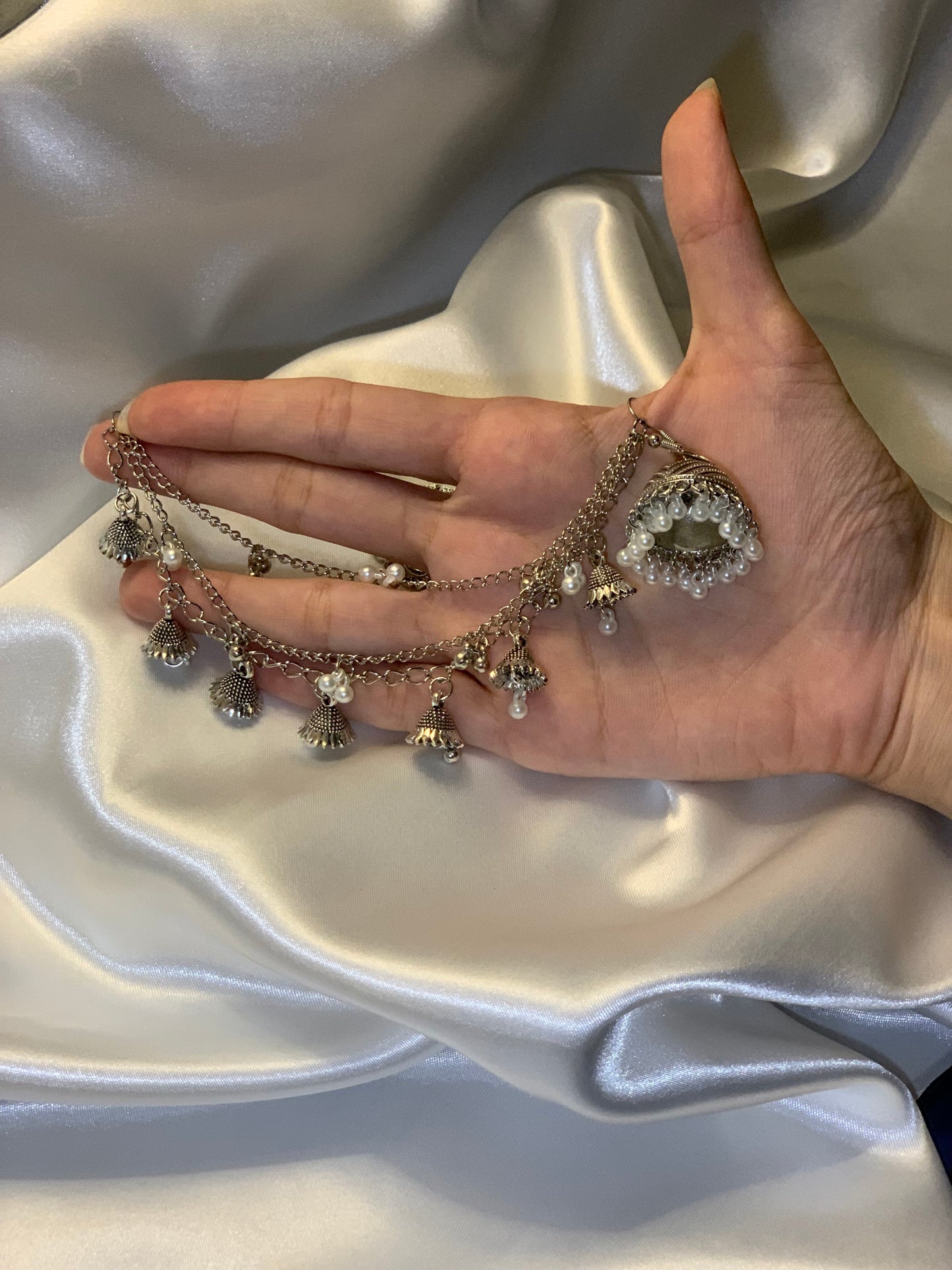 silver jhumki with sahary