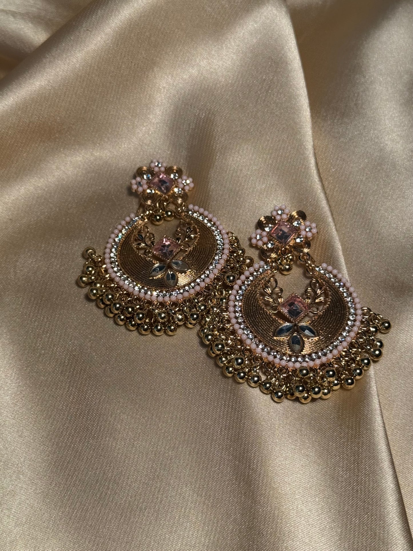Mahjabeen earrings-pink