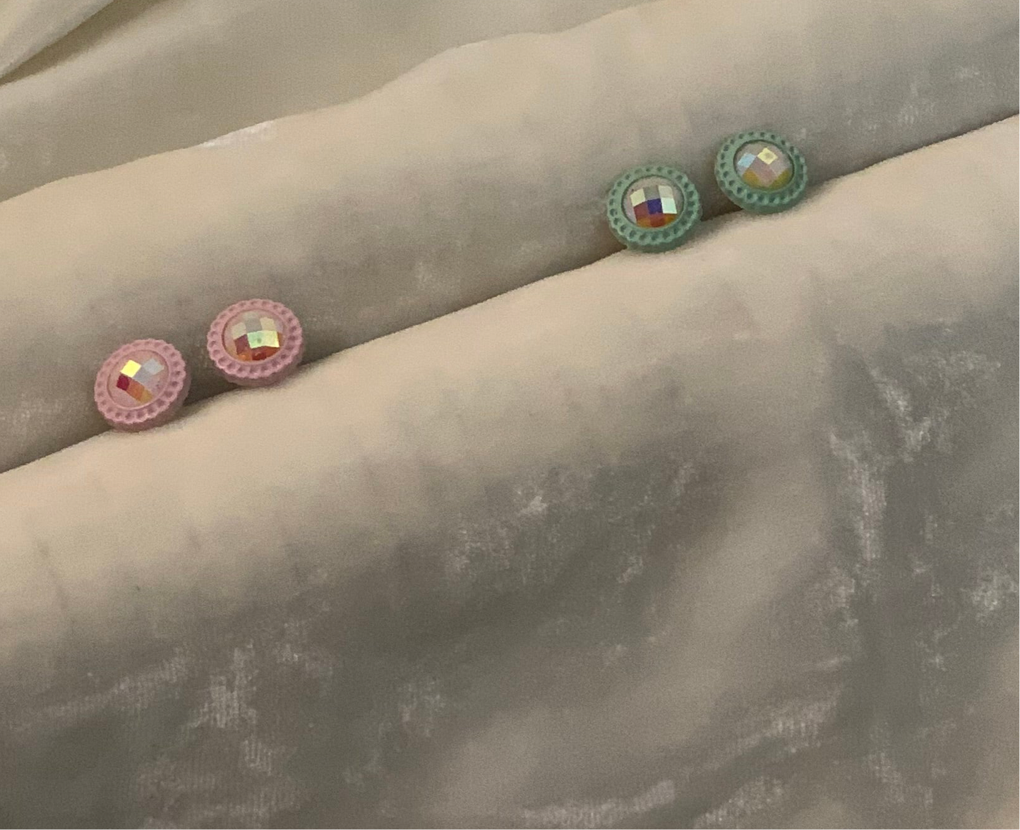 Studs (Pack of 2)