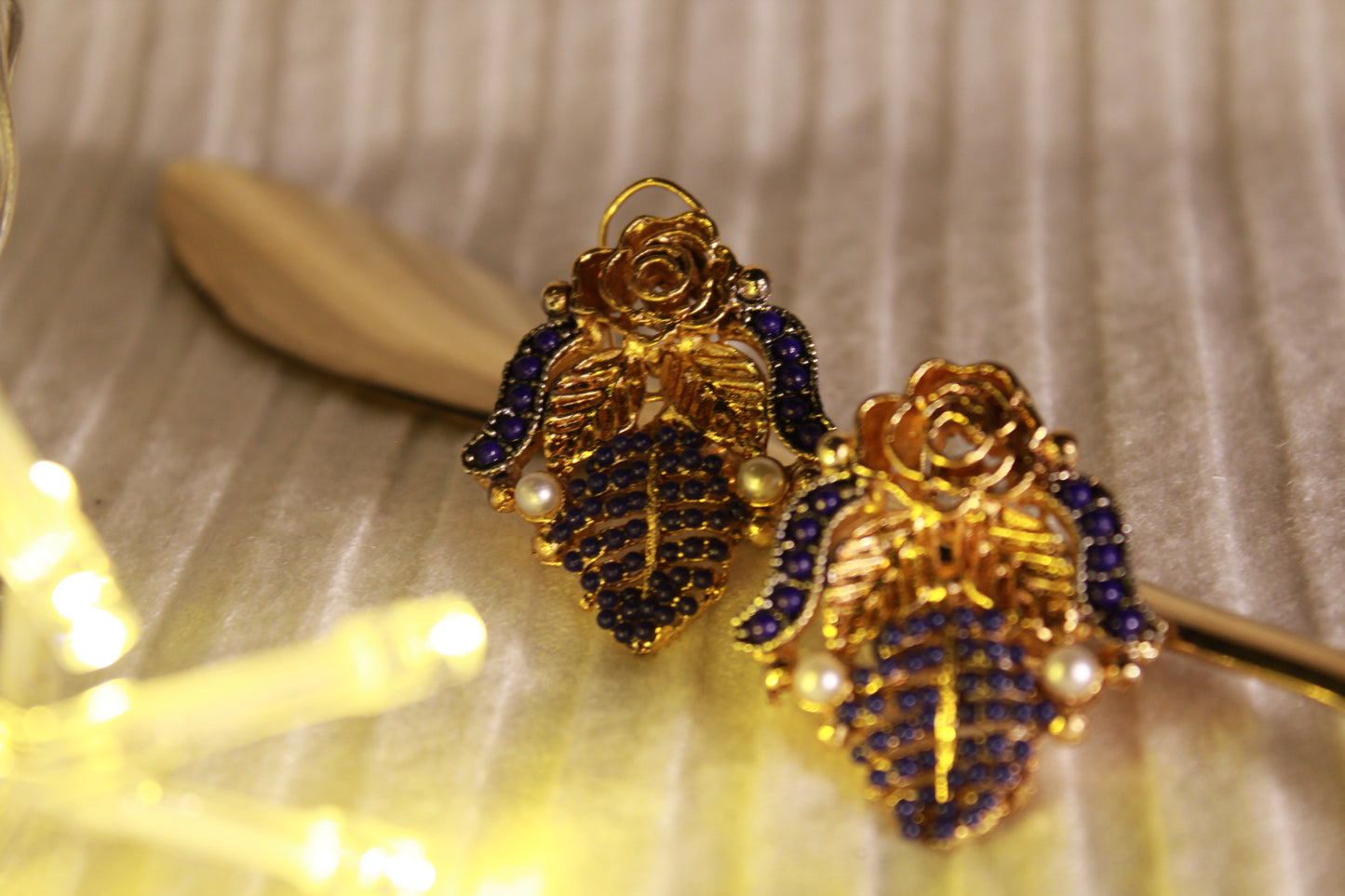 EFS-05 Gold Plated Rose - Black and blue