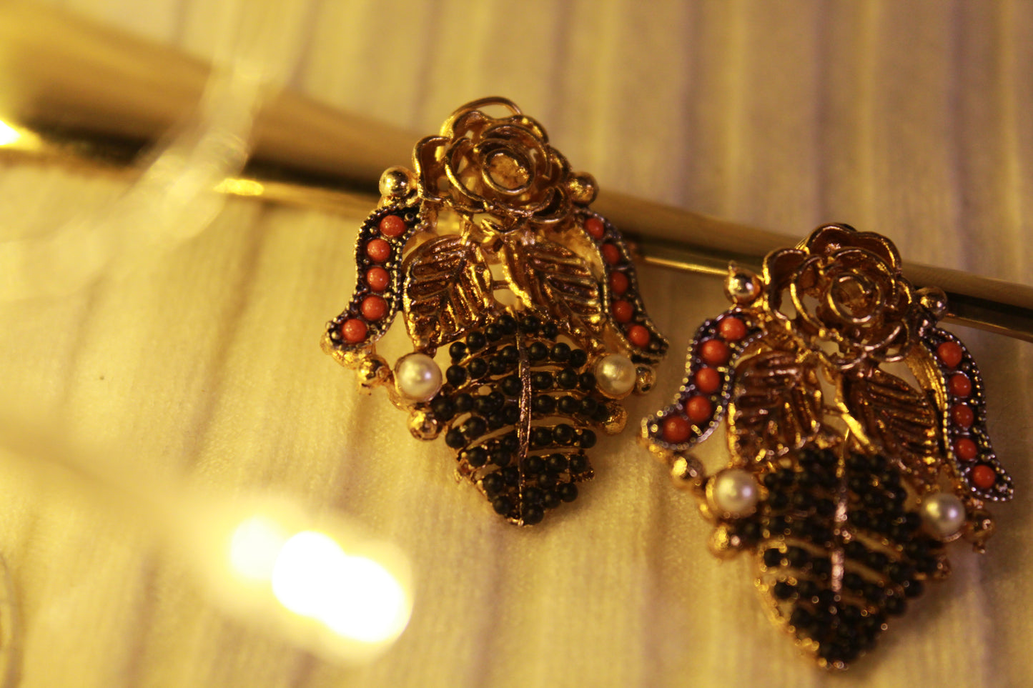 EFS-05 Gold Plated Rose - Red black and White