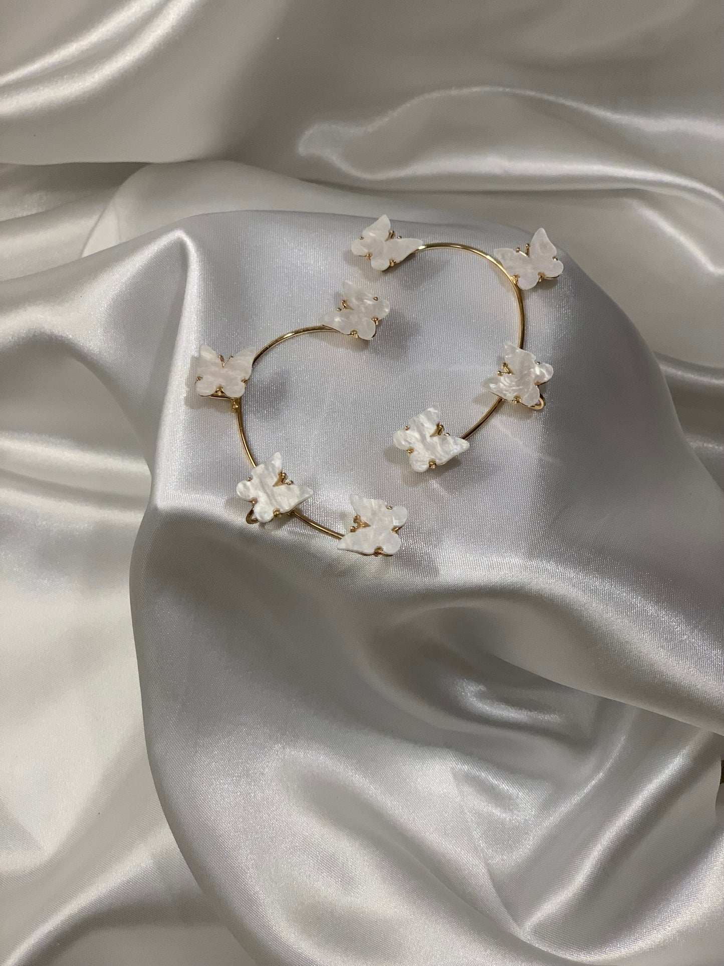 Buterfly - ear cuff - White