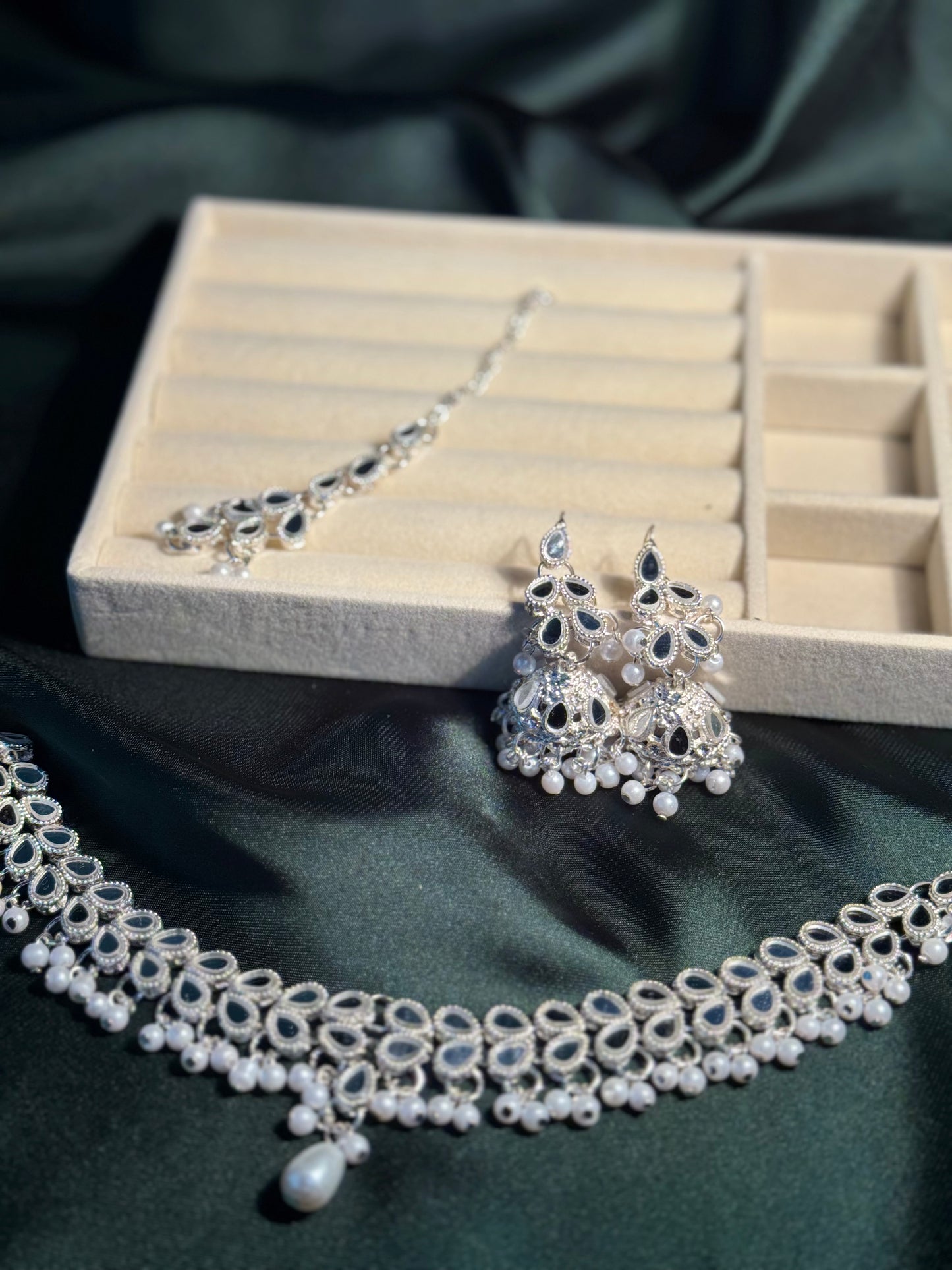 Sitara Pearl Set