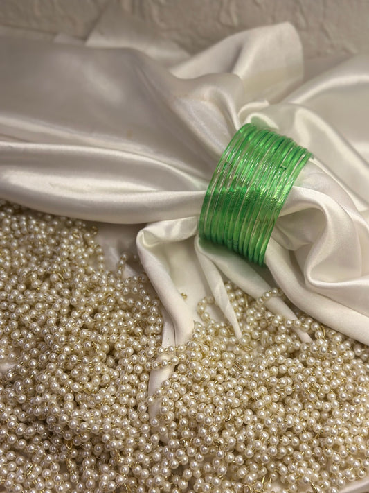 Glass bangles - light green - 12