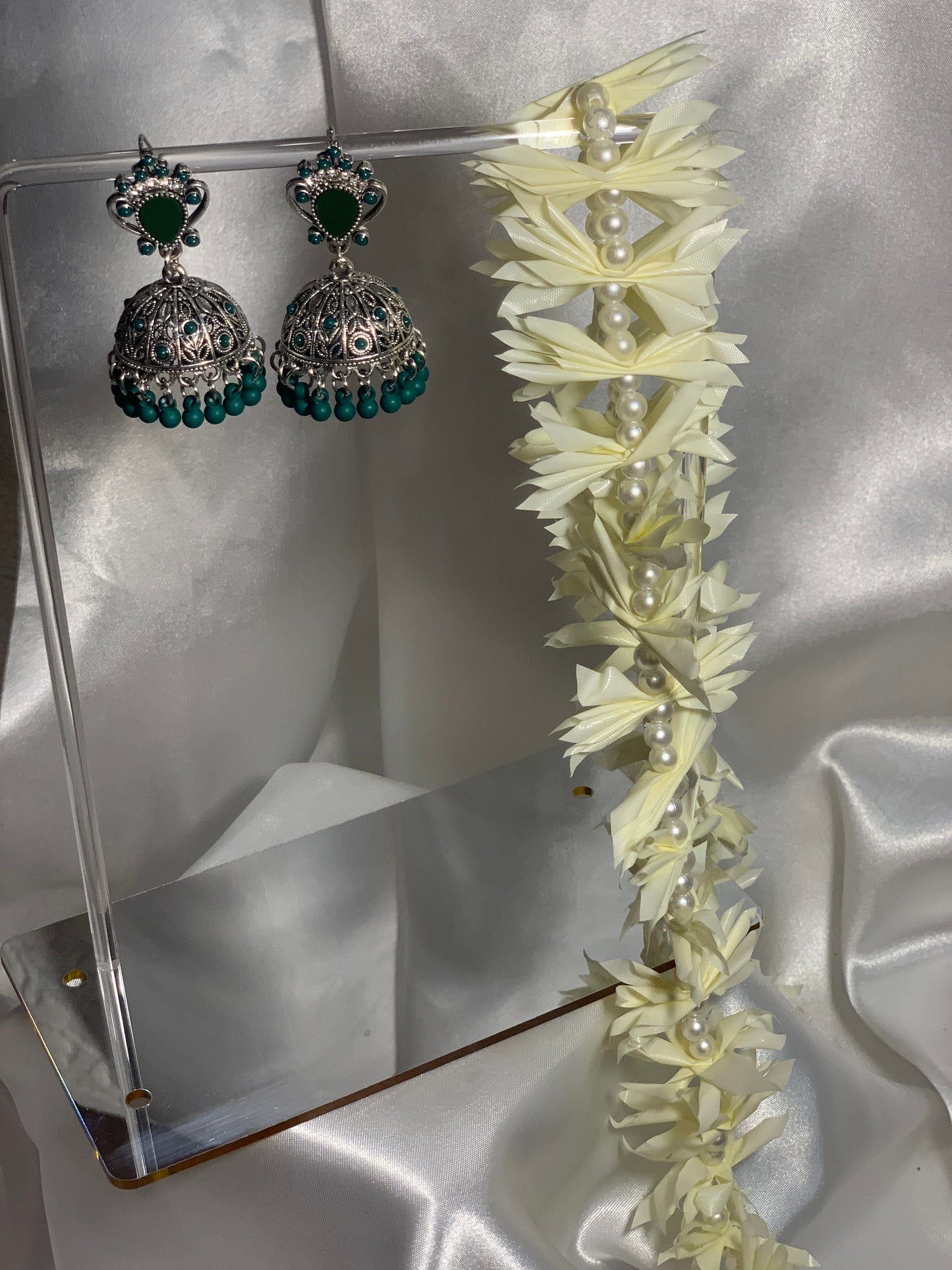 Hurrem Jhumkay (Dark Green)