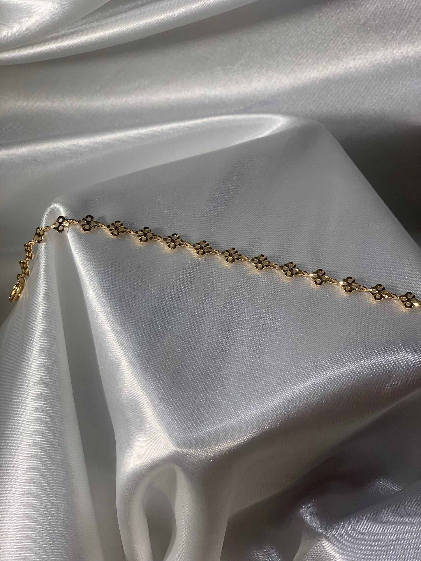 Zohra Anklet -gold design 3 flower