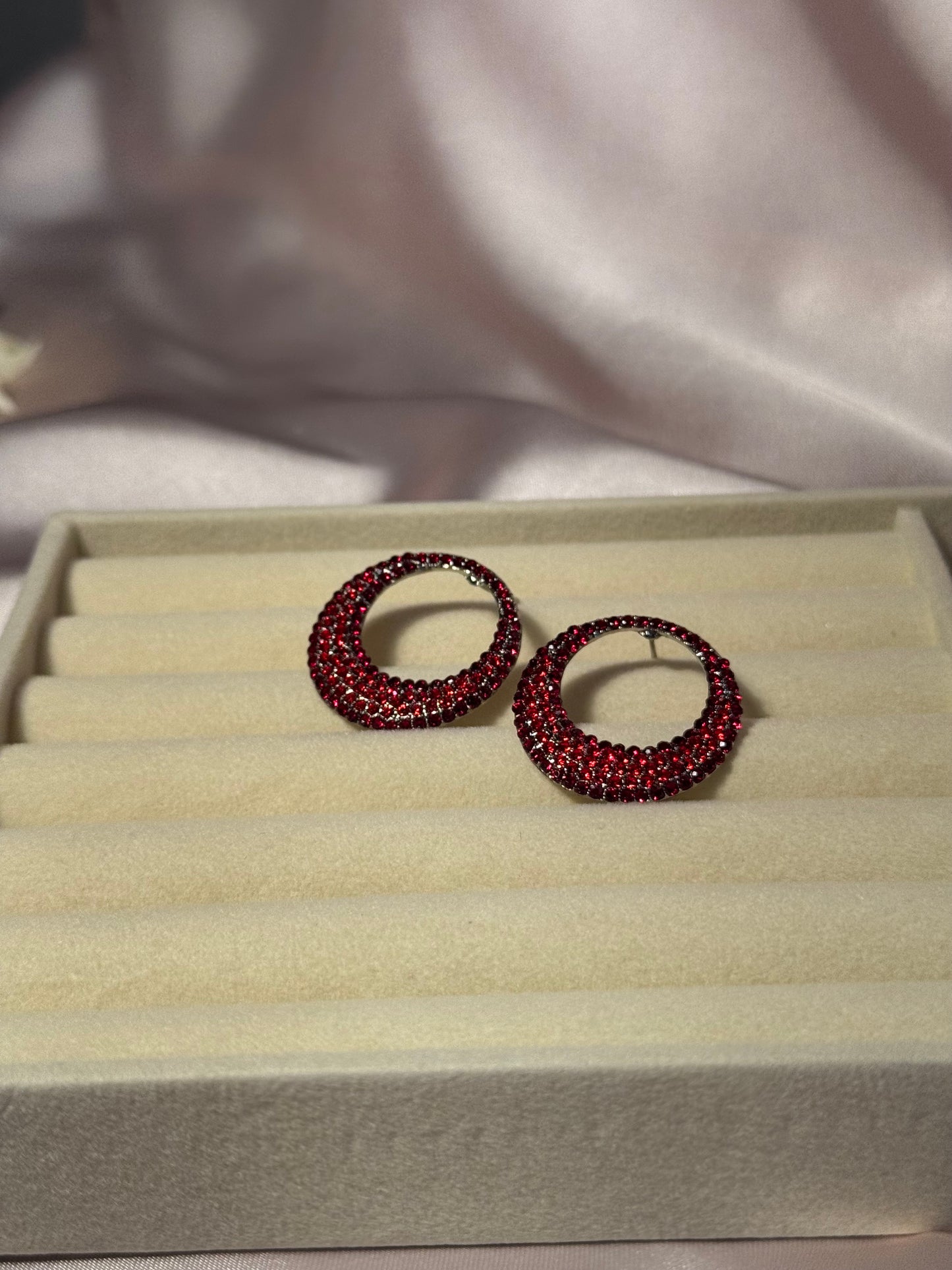 Red hoops- rozana