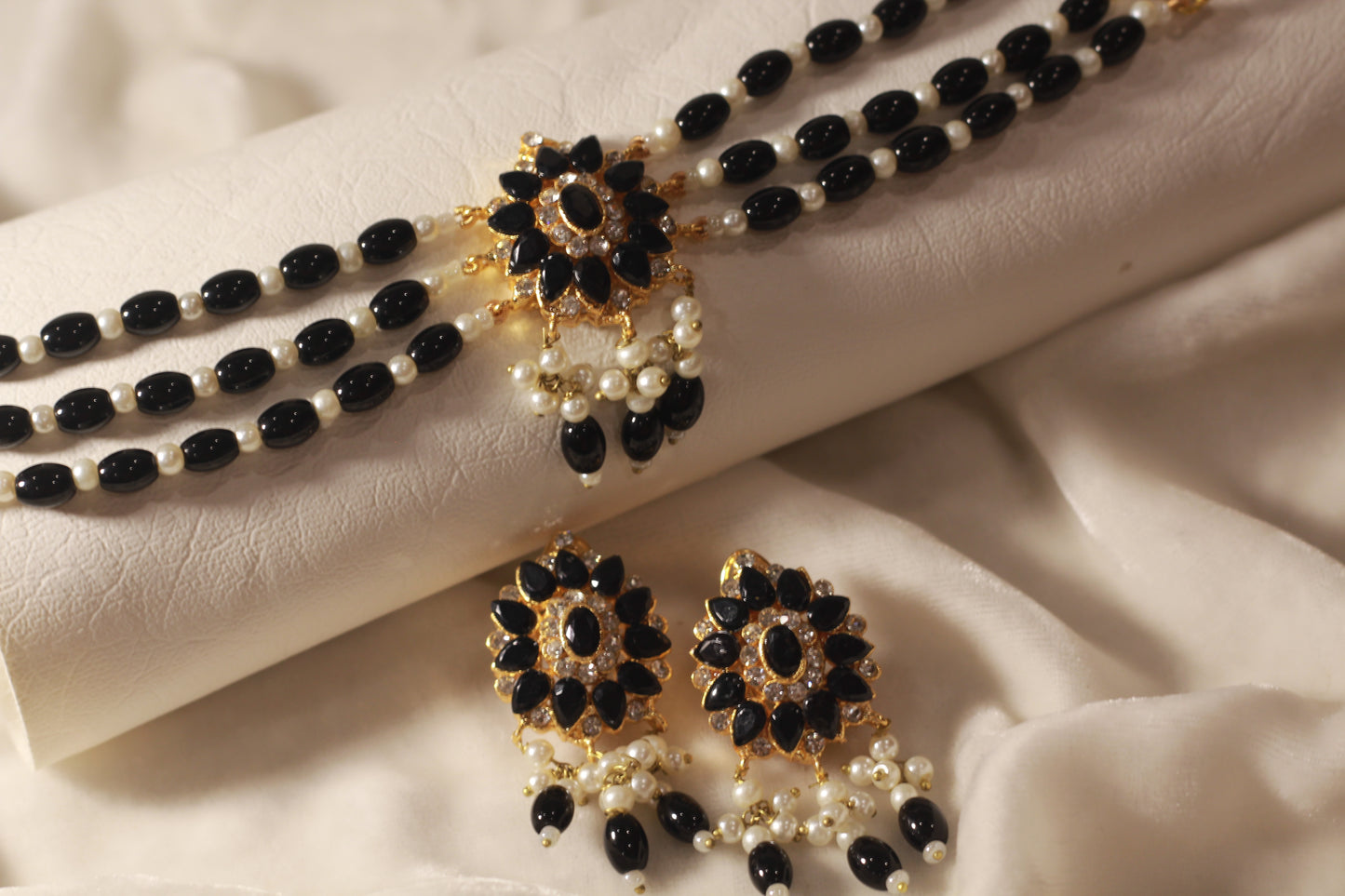 CS-14 Sona Choker - Black