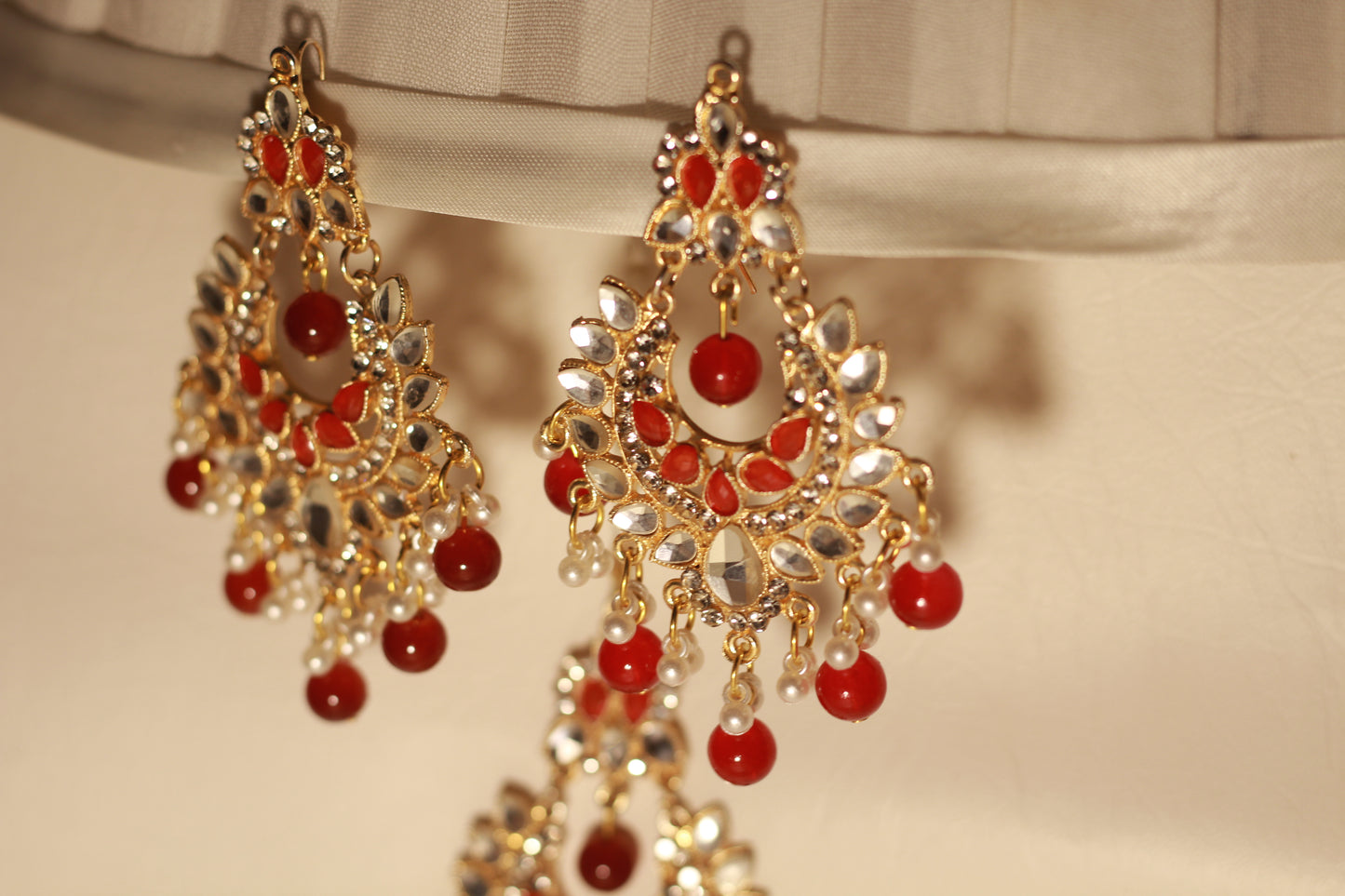 CDS-20 Kundan Kali - Earrings and Bindi set - Red
