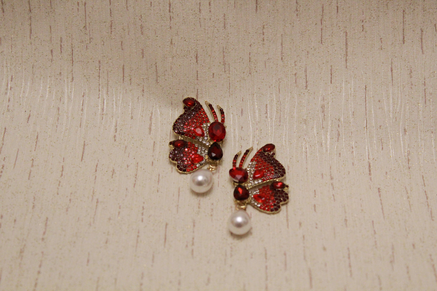 ES- 10 Butterfly - Red