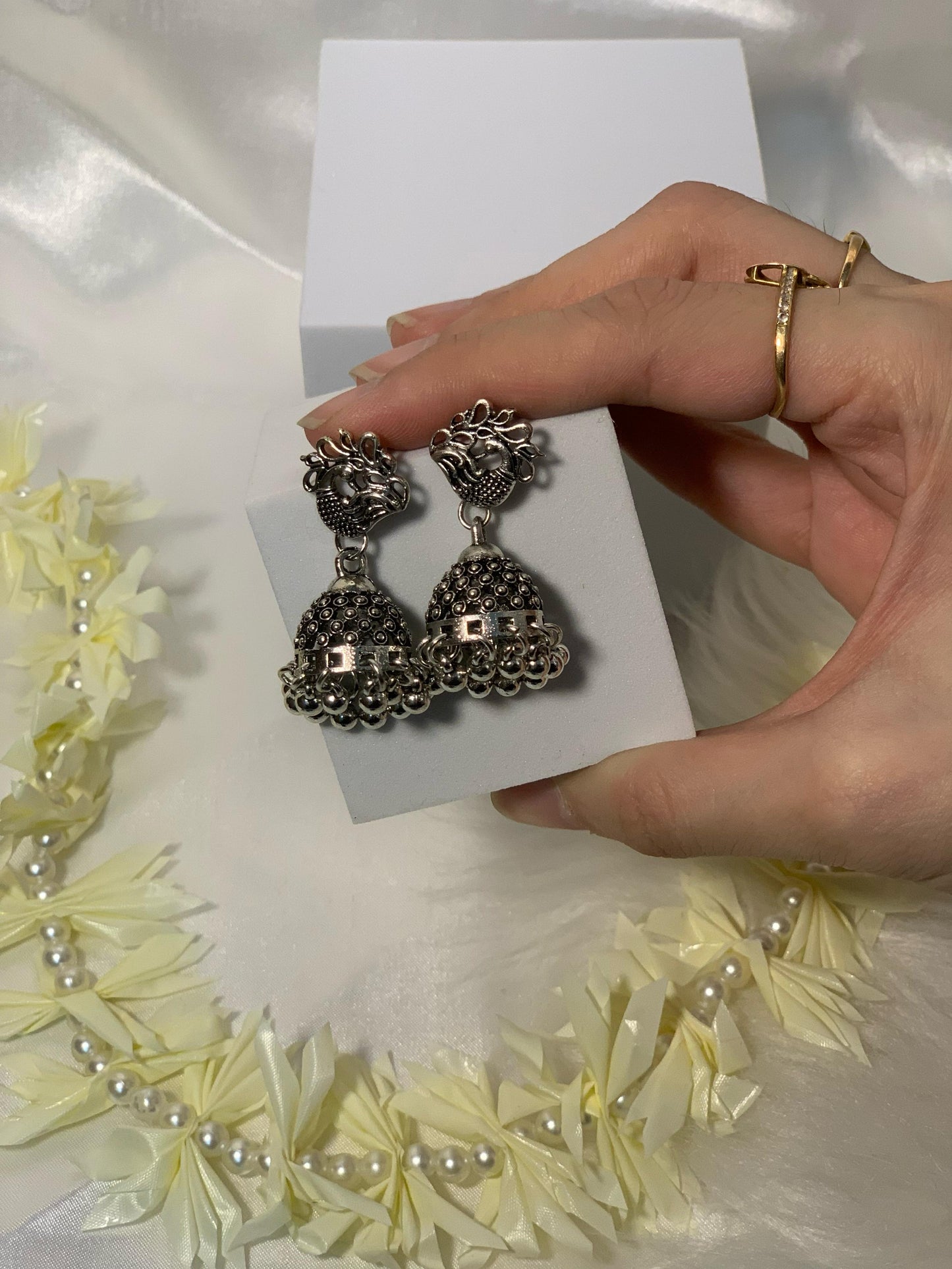 Morni Jhumkay (Silver)