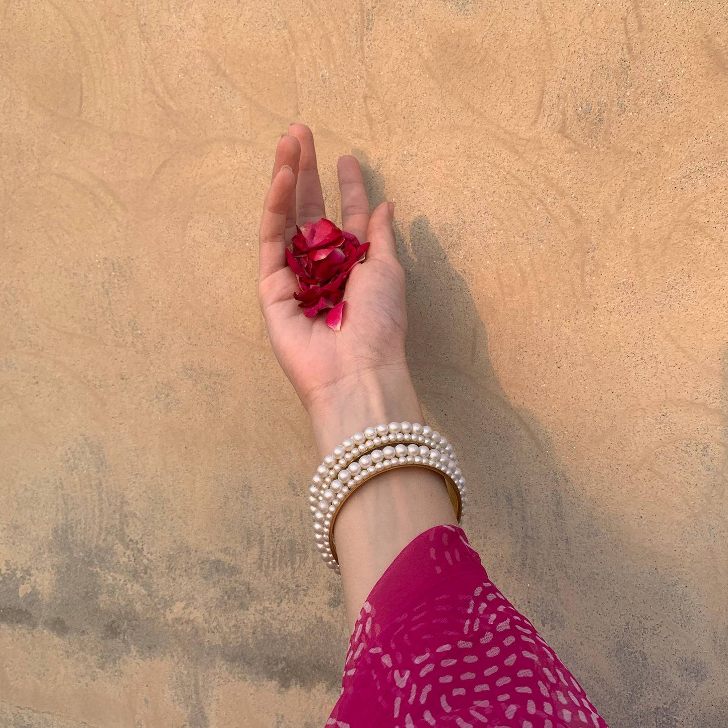 Double sided pearl karray