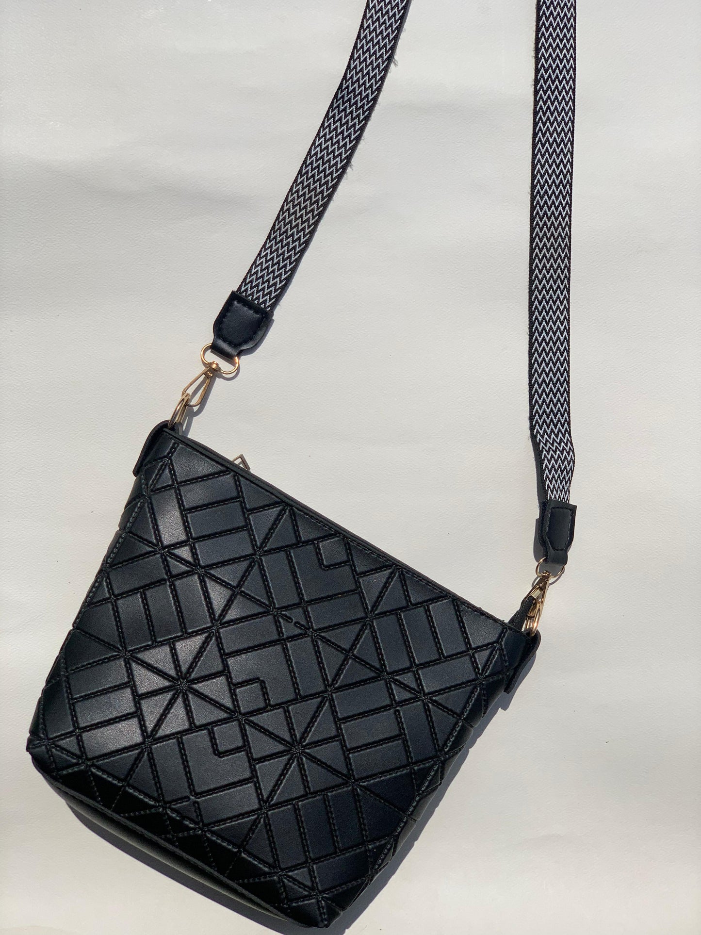 SW-013 Crossbody Bag - Black