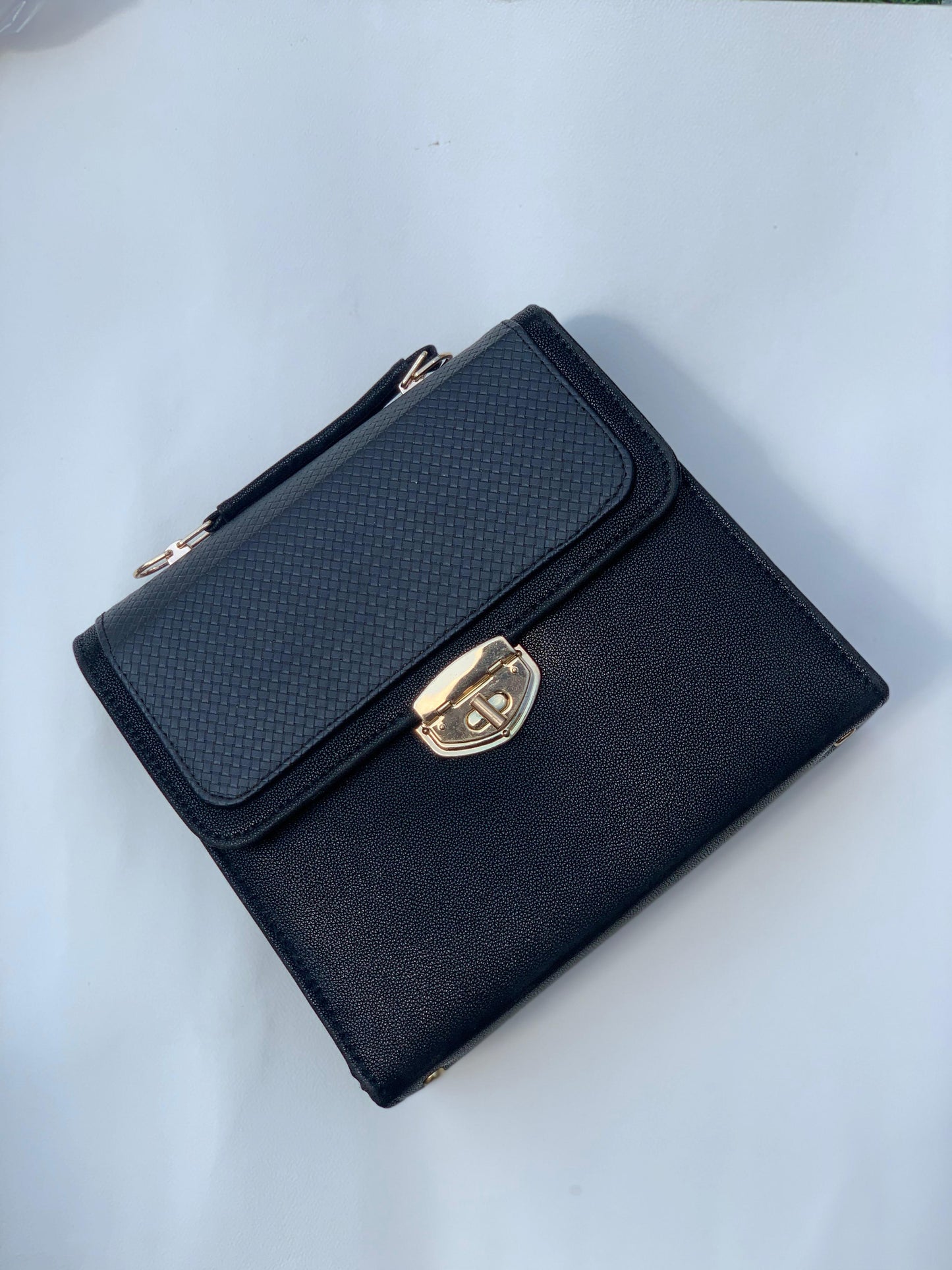 SW-012 Square Bag - Black