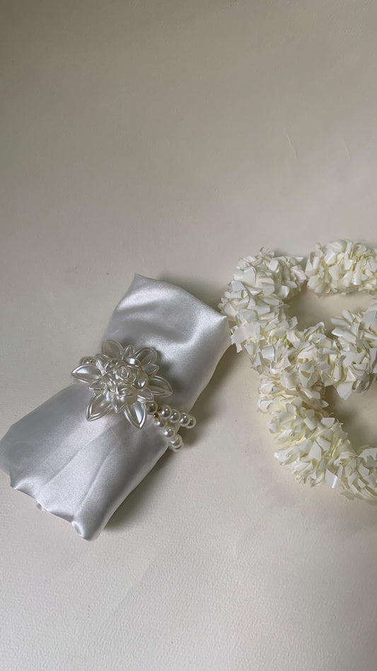 Floral Pearl bracelet