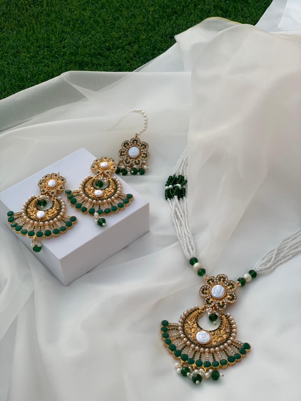 nourah moti har set - Green