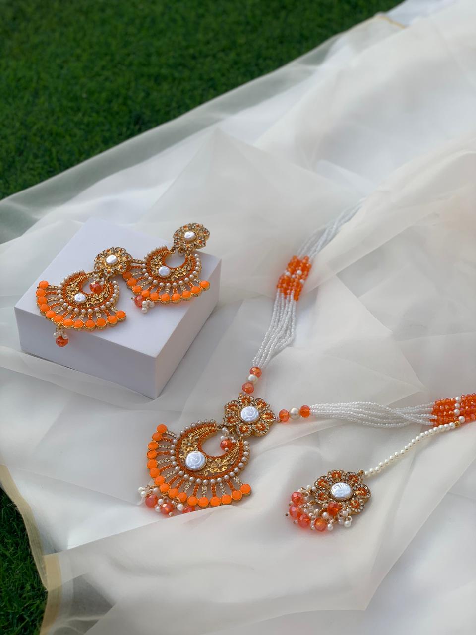 nourah mooti har set - Orange