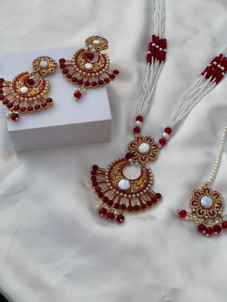 nourah moti har set - Maroon