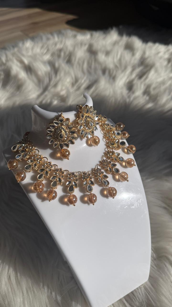 Kundan moti set - Gold