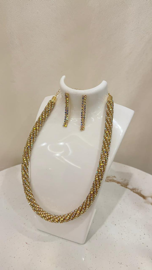 Glimmer neckpiece with earrings - Gold
