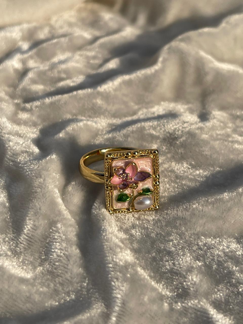 Enamel pearl ring (pink -flower bead)