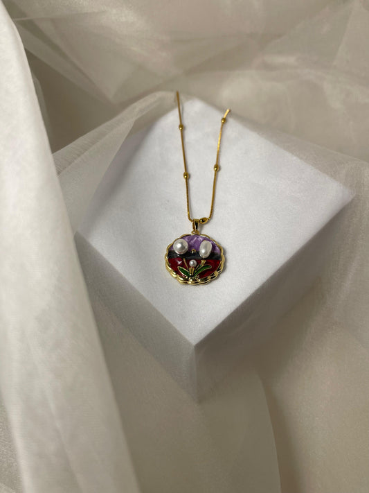 Enamel pearl necklace (Amethyst Garden)