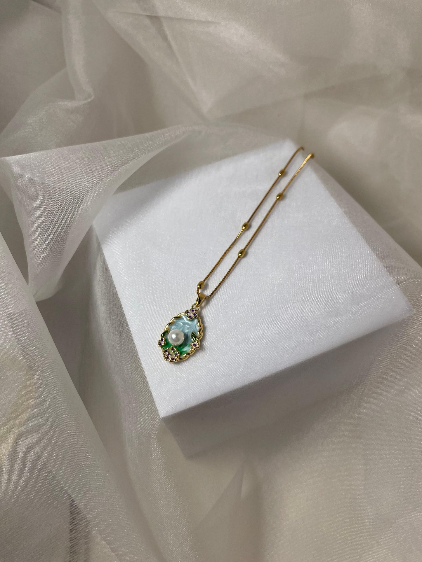 Enamel pearl necklace - Turquoise