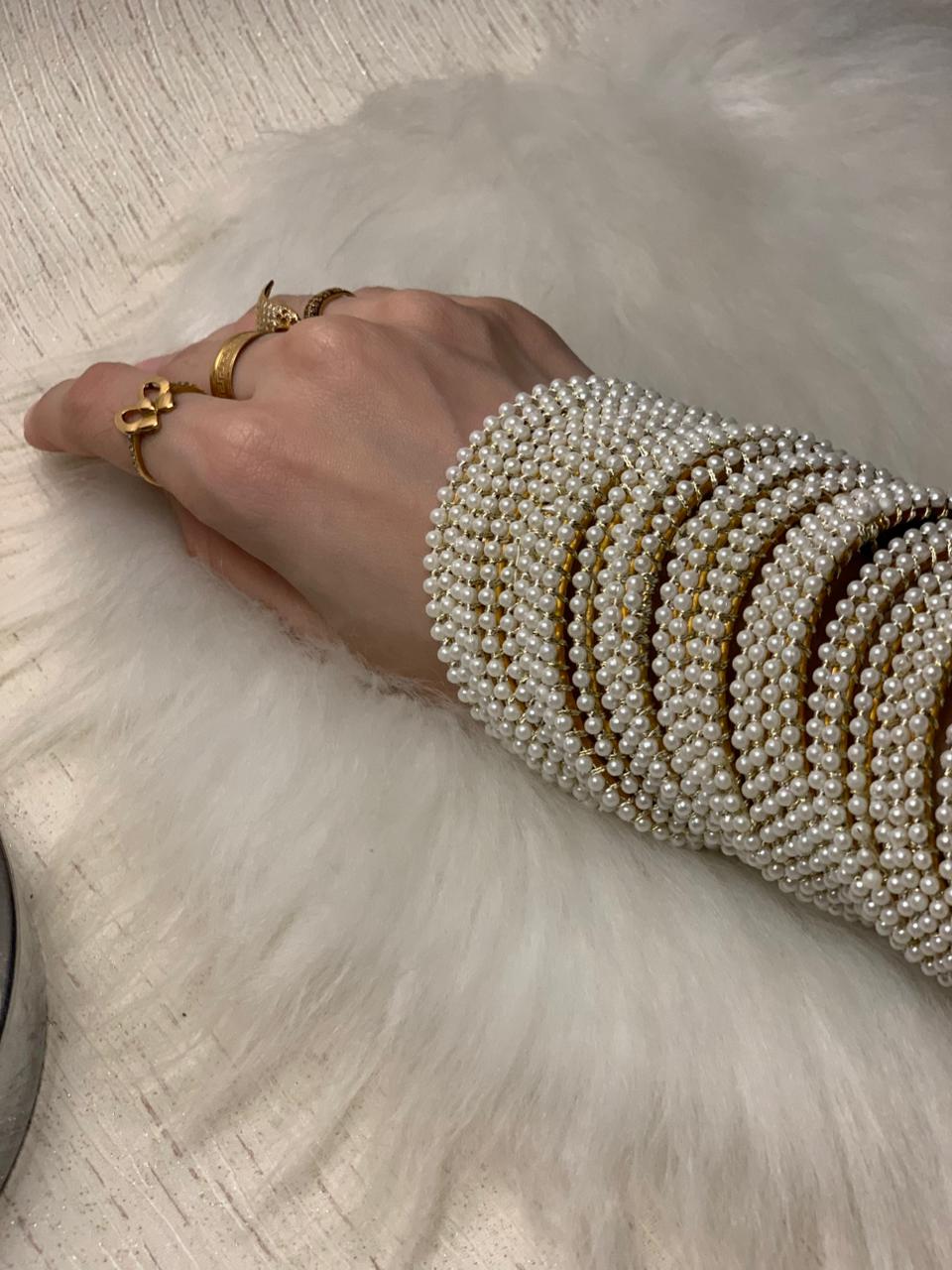 Mahira pearl bangle bundle