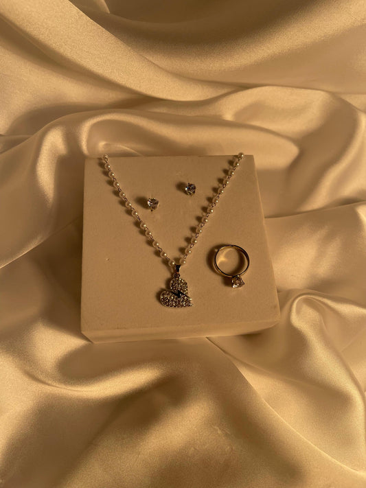 003-Elegant Pendant Set