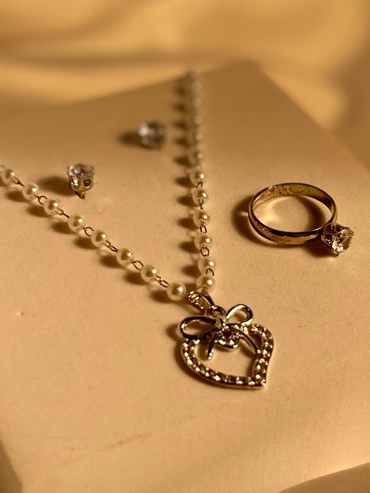 005-Elegant Pendant Set