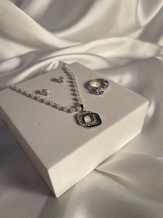 006-Everyday Grace Pendant Set