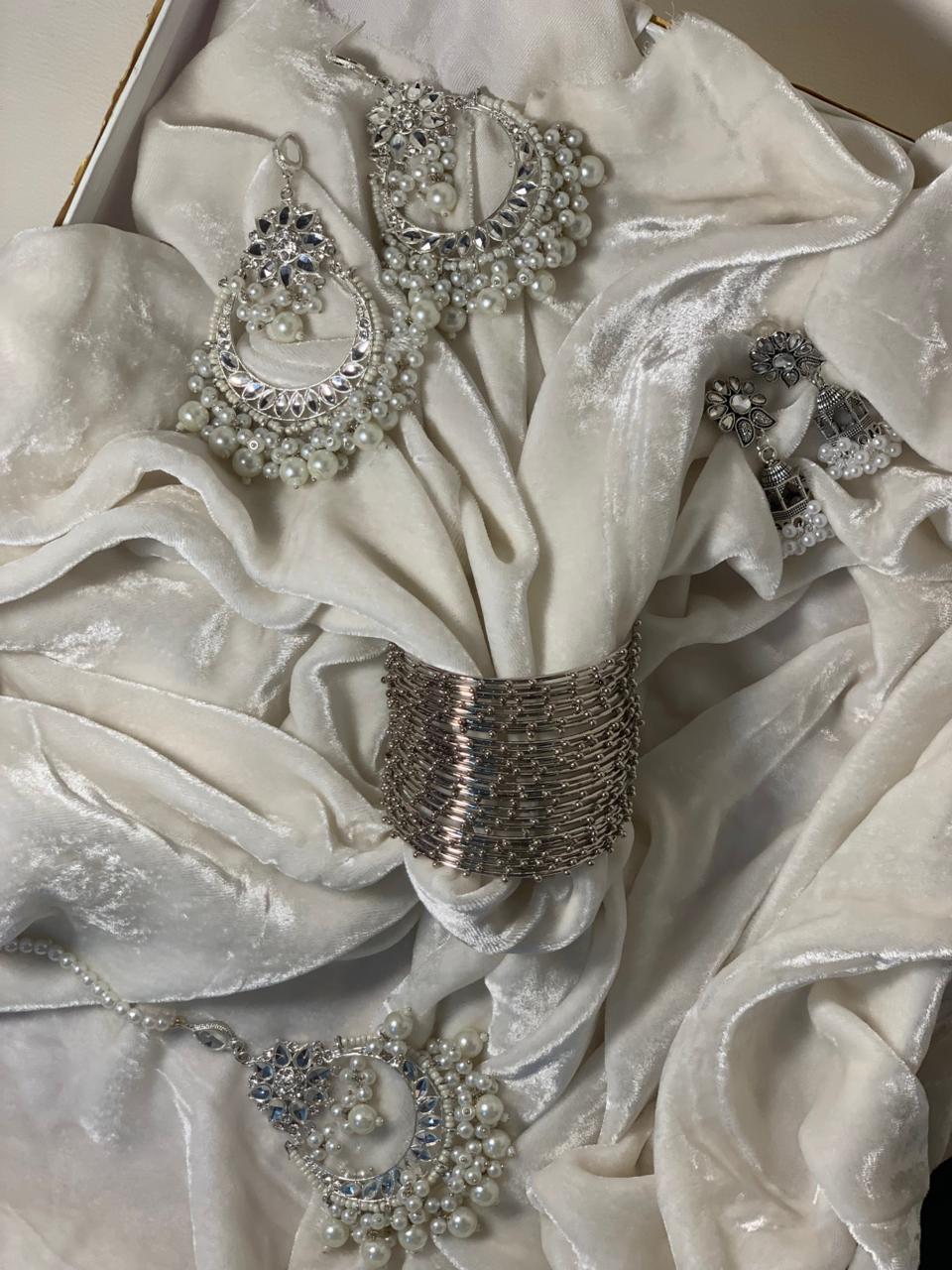 shadi bundle (silver and white)