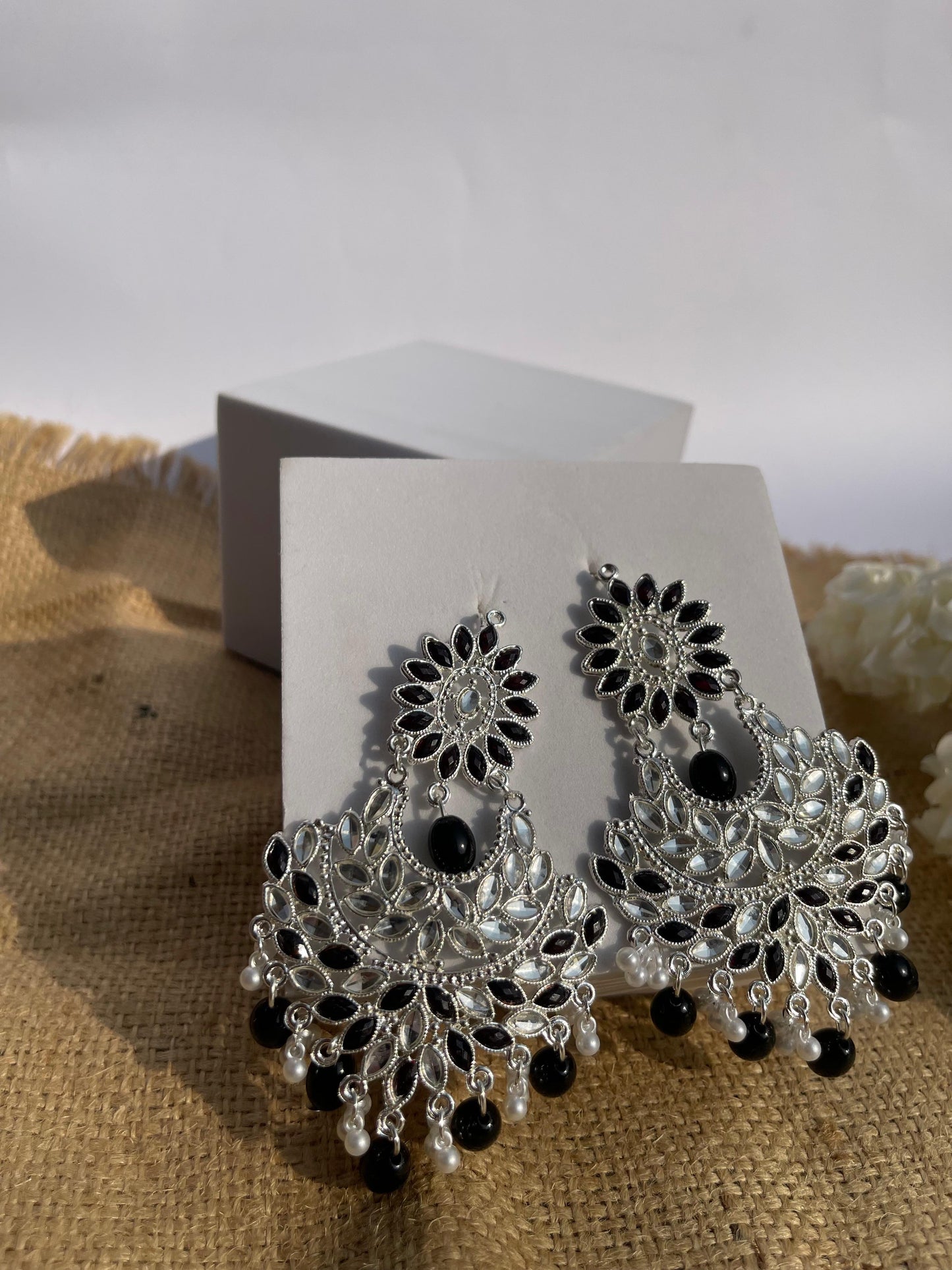 Suraj Mukhi Kundan (Silver And Black)