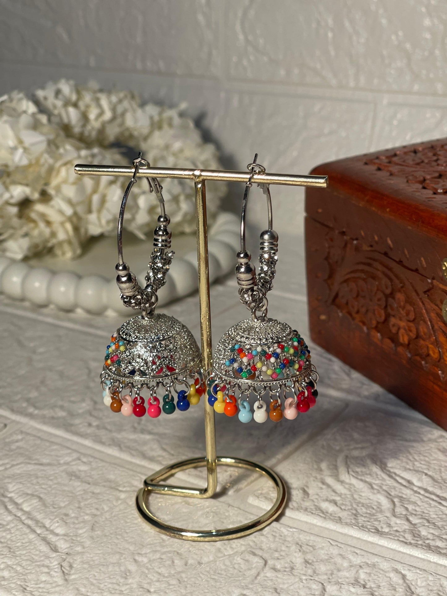 Bano bali- silver and multi dotted