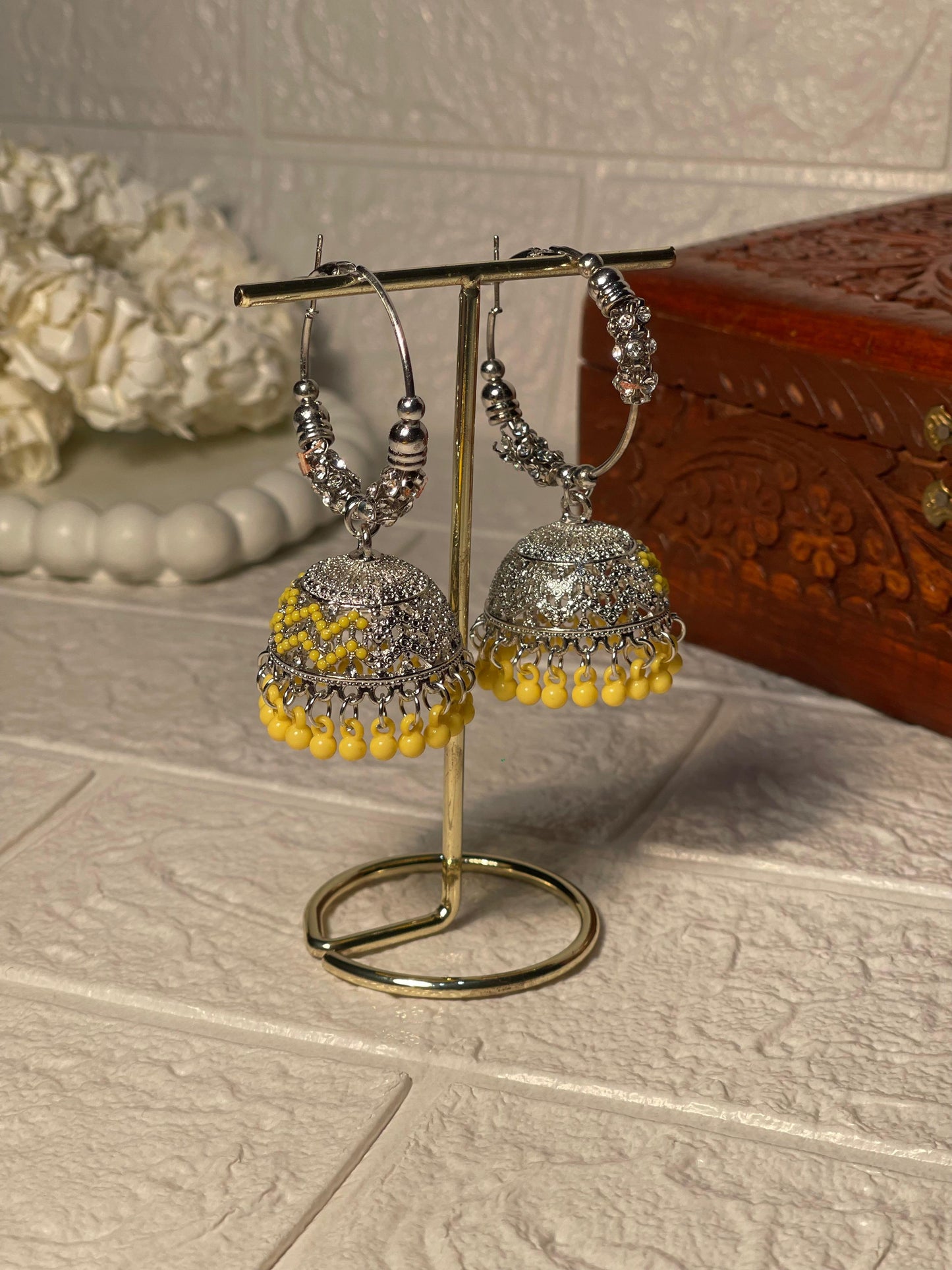 Bano bali- silver and yellow-dotted