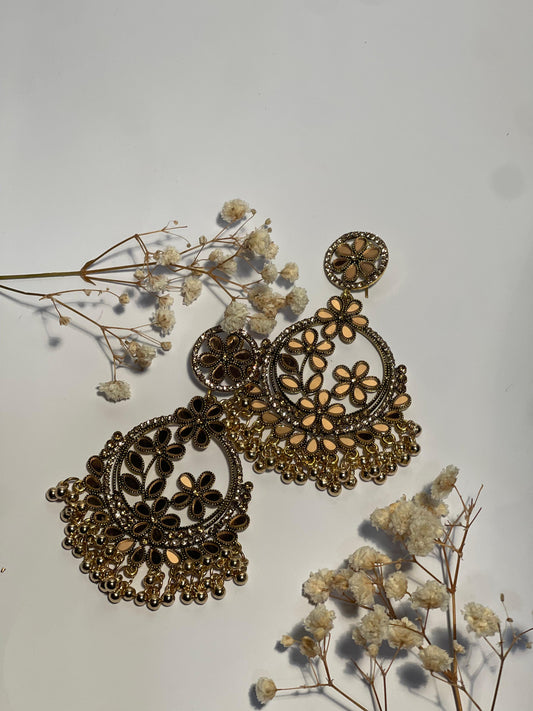 Phool Earring dull gold(Mahbano)