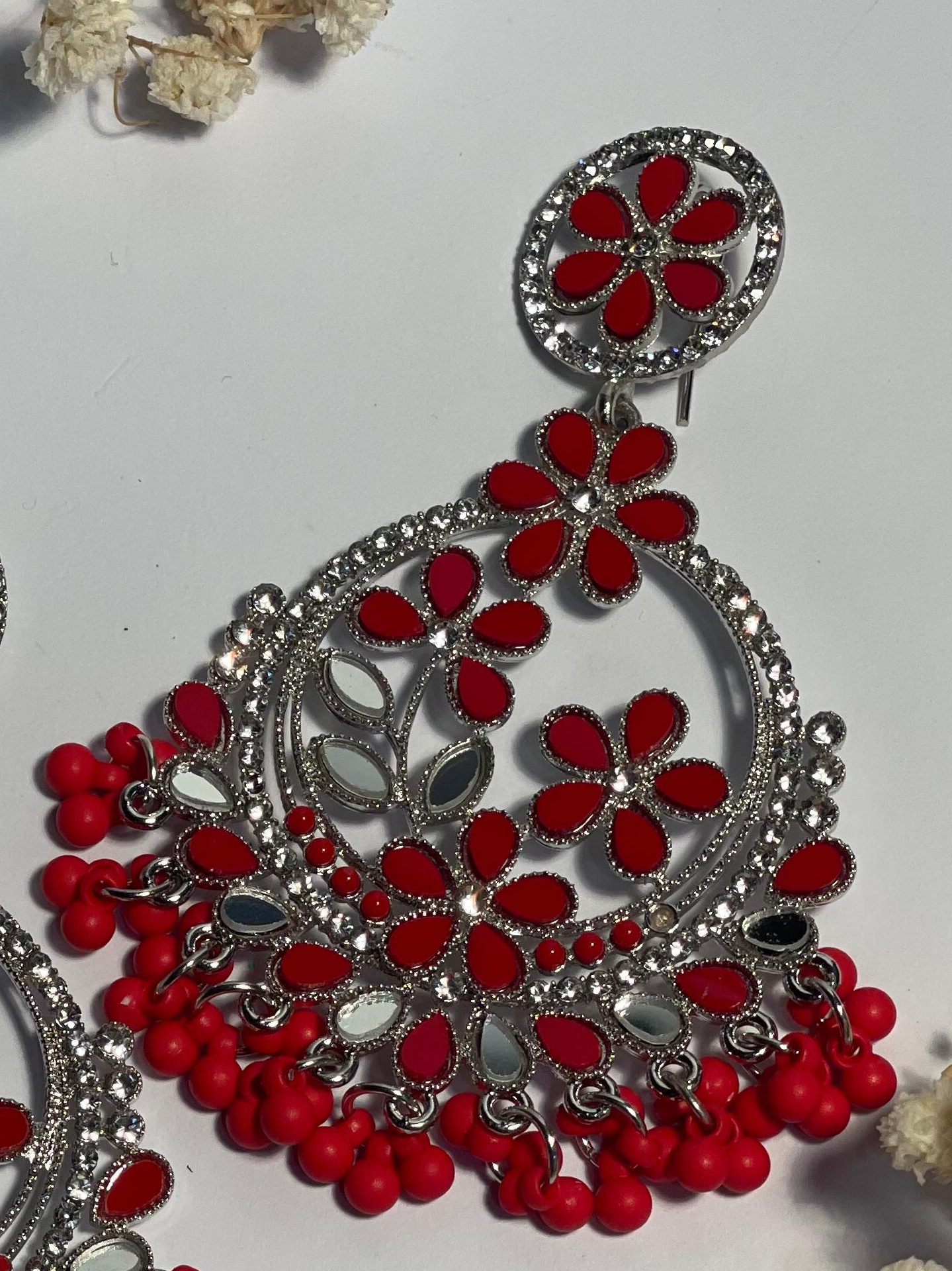Phool Earring red and silver(Mahbano)