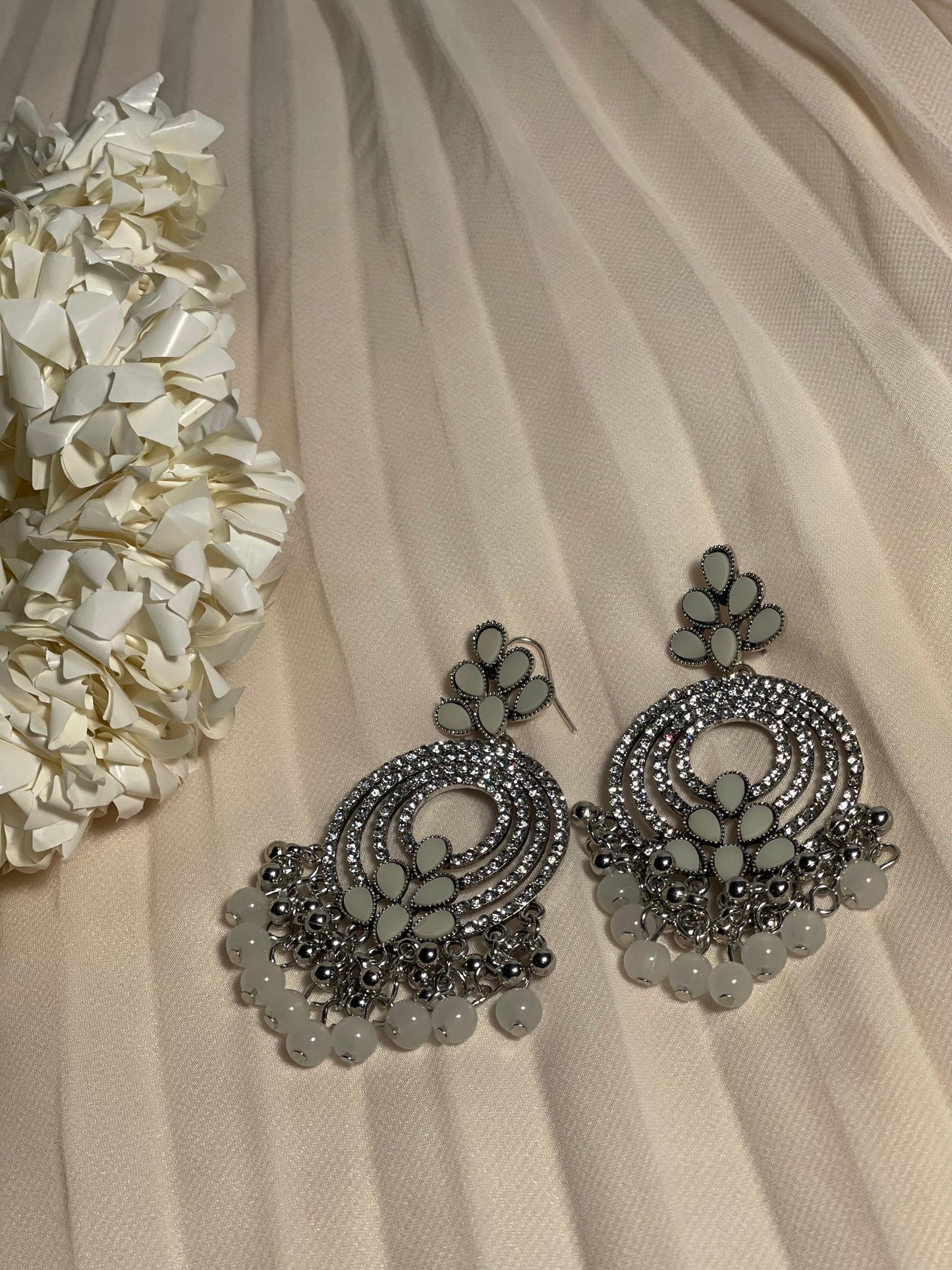 6 ringlets grey (Mahbano)