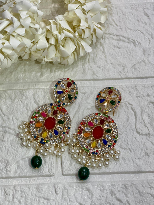 Fatima earring multi and white (Sheharbano)