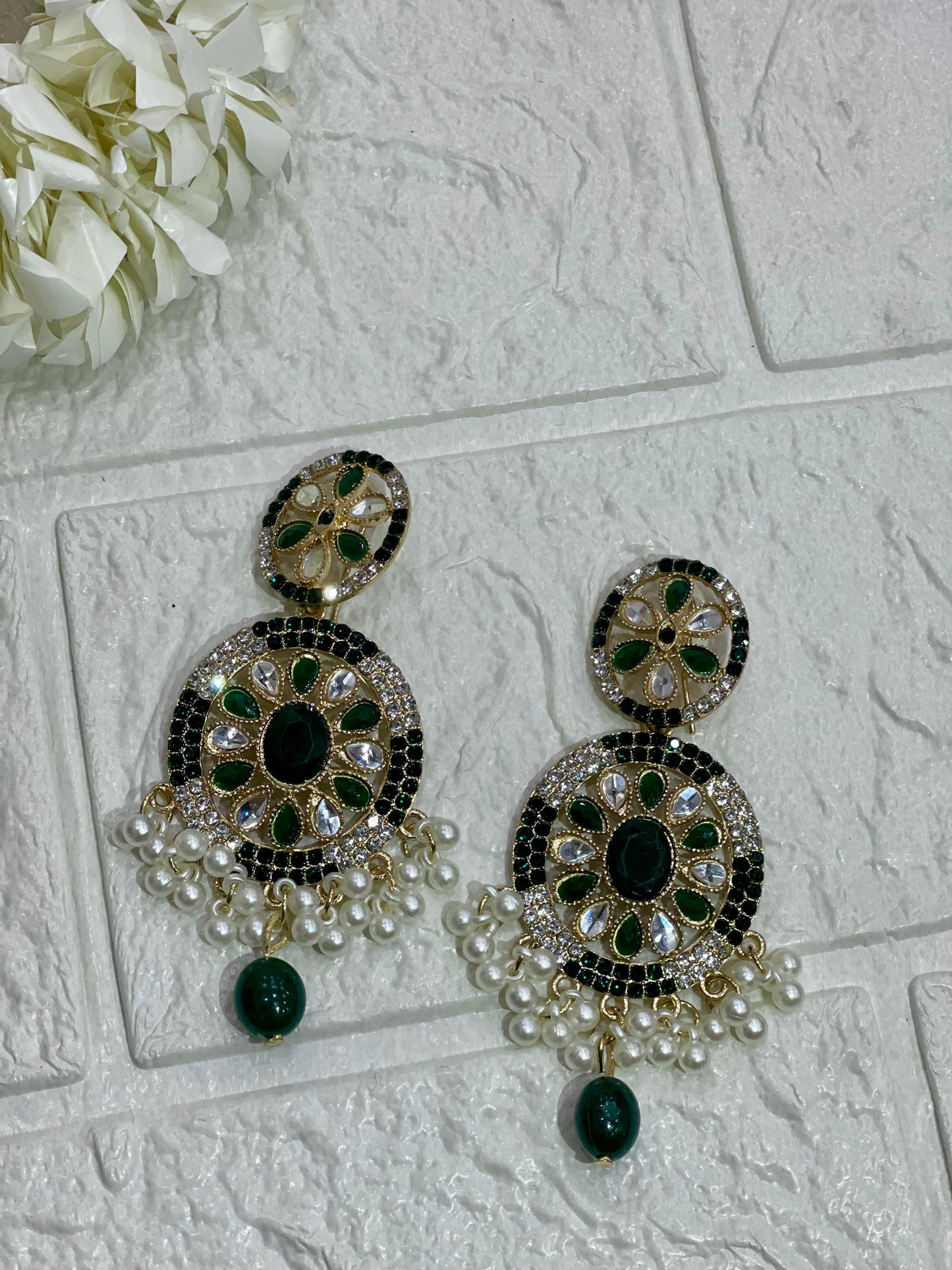 Fatima earring green and white (Sheharbano)