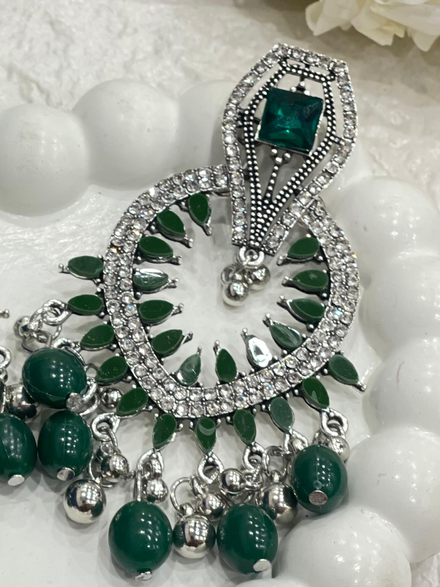 Fizza earring silver and green(Sheharbano)
