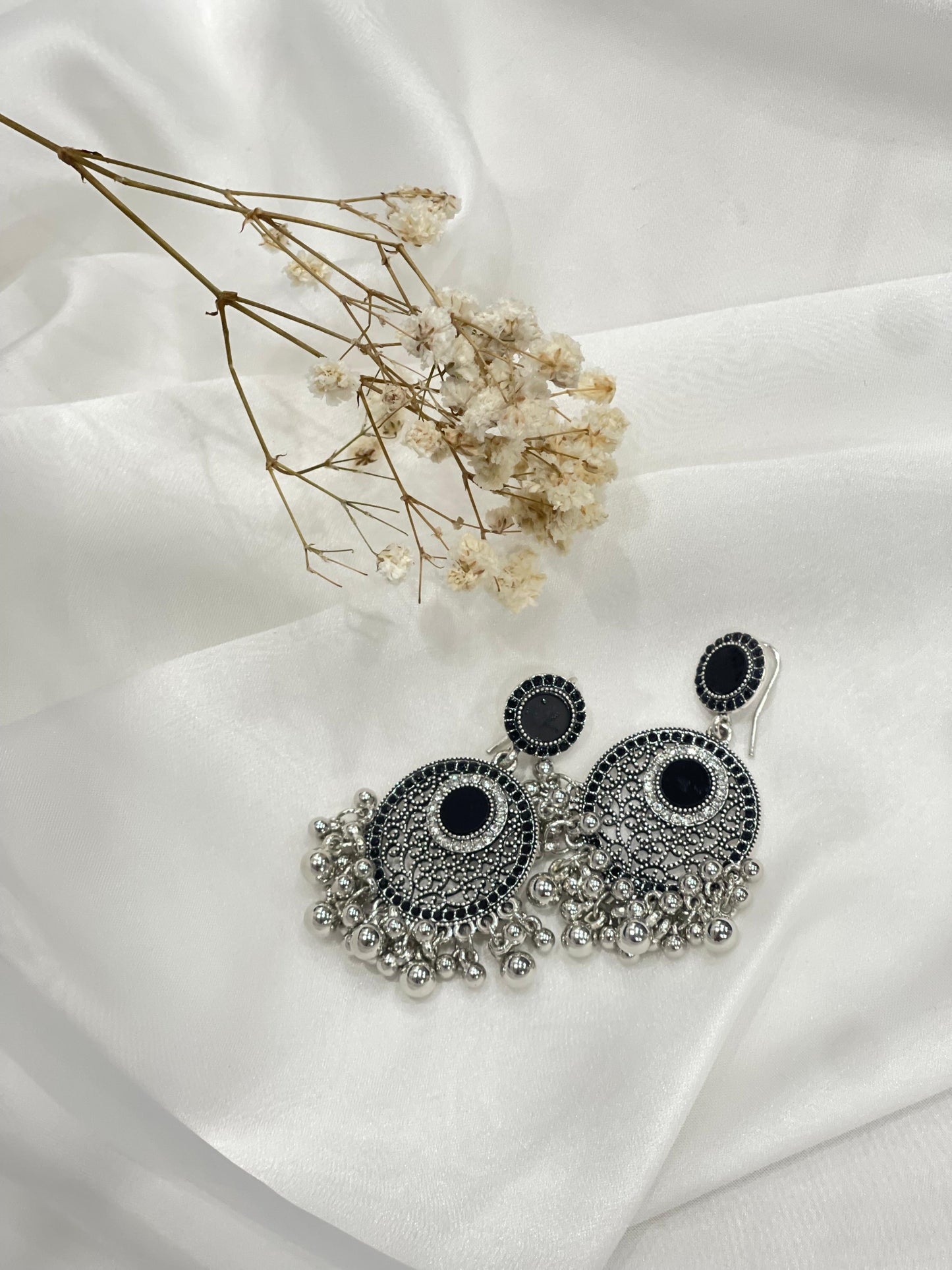 Gol jali ghungroo black (Sheharbano)