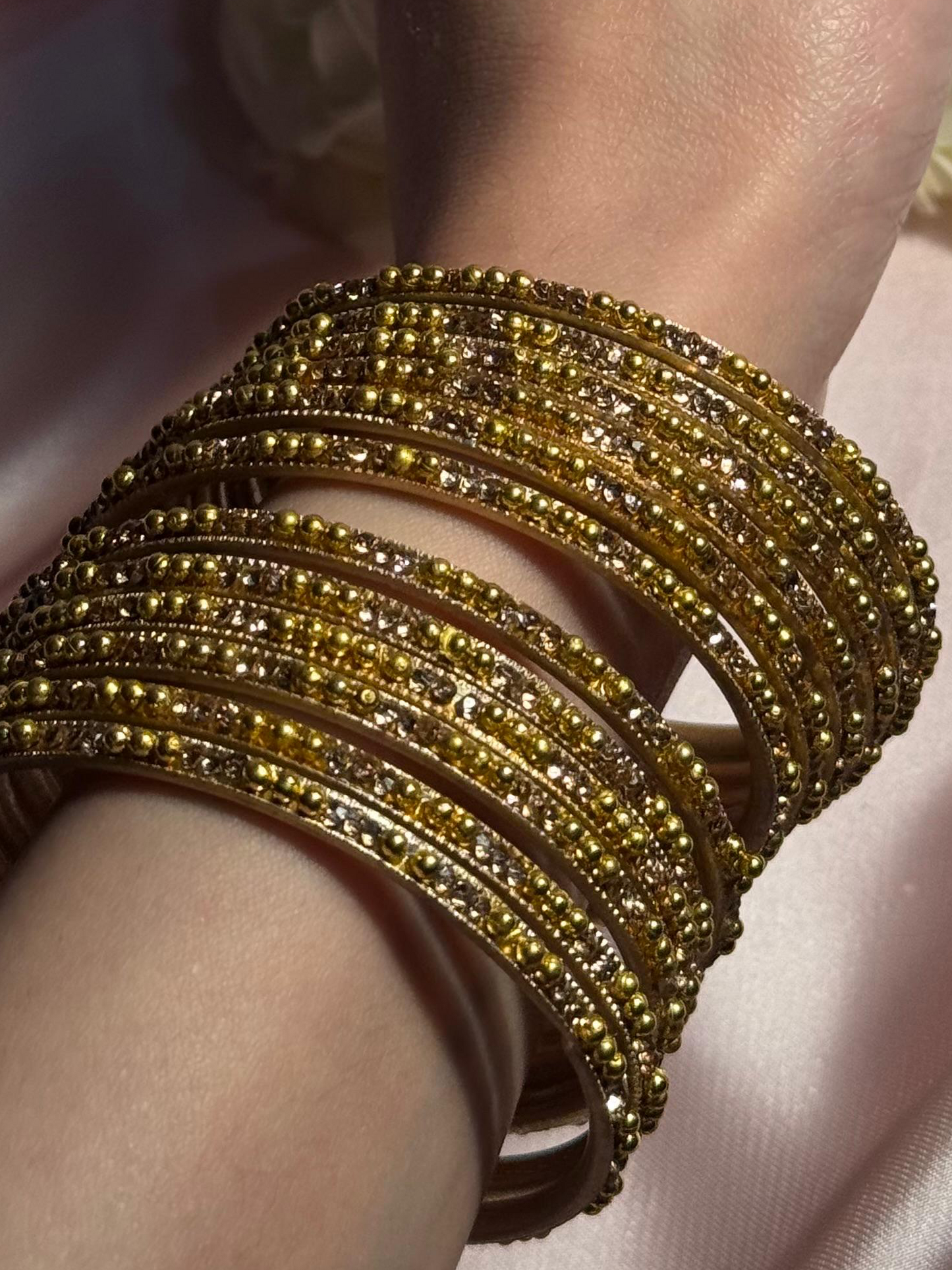 Neha Bangles (gold)