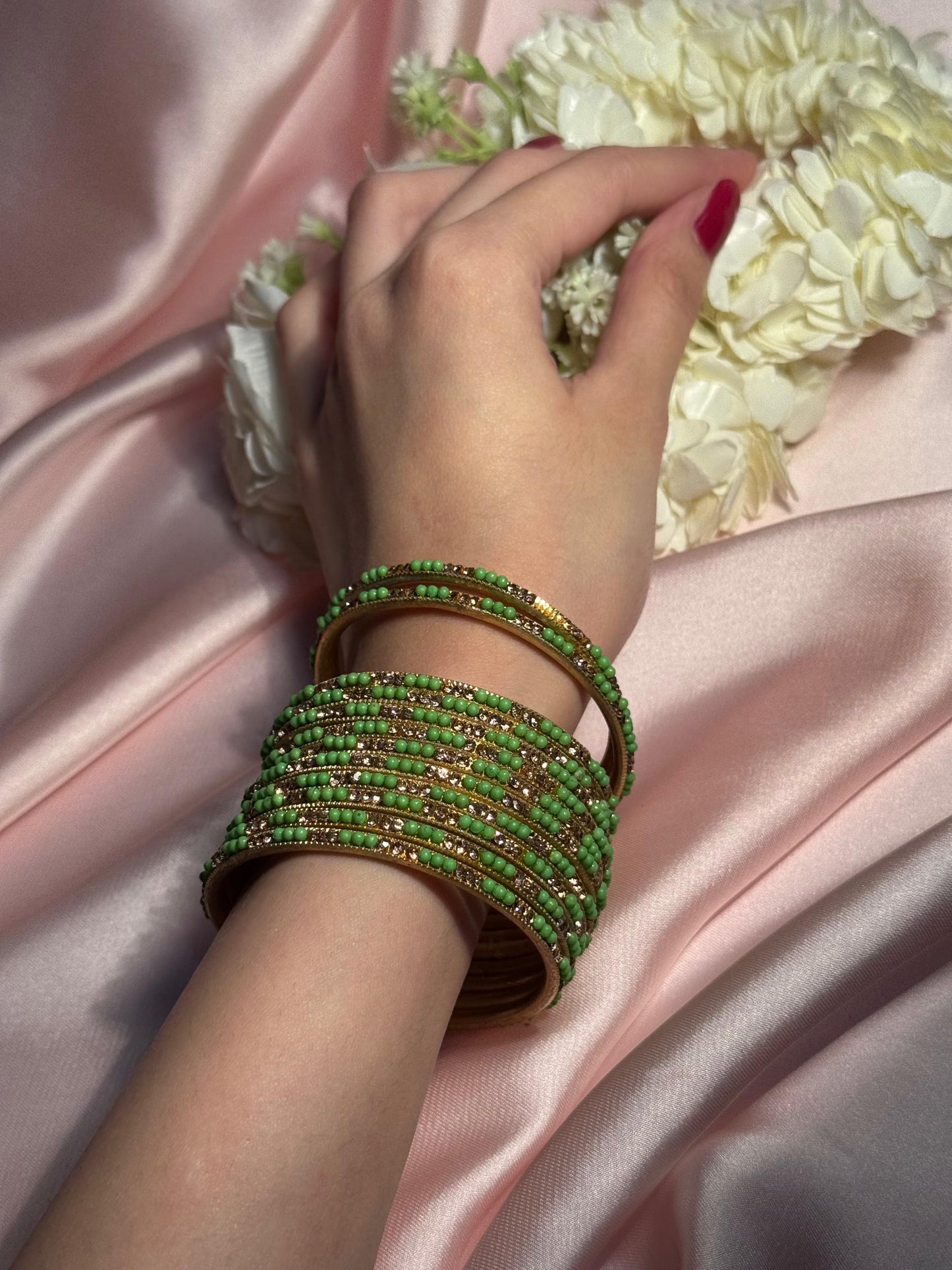 Neha Bangles (green gold)