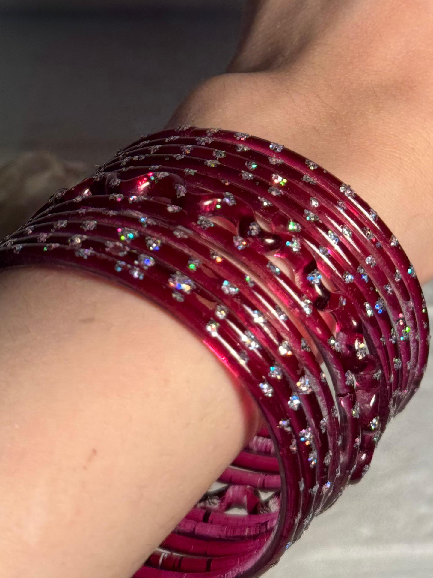 Raindrop bangle (6) maroon
