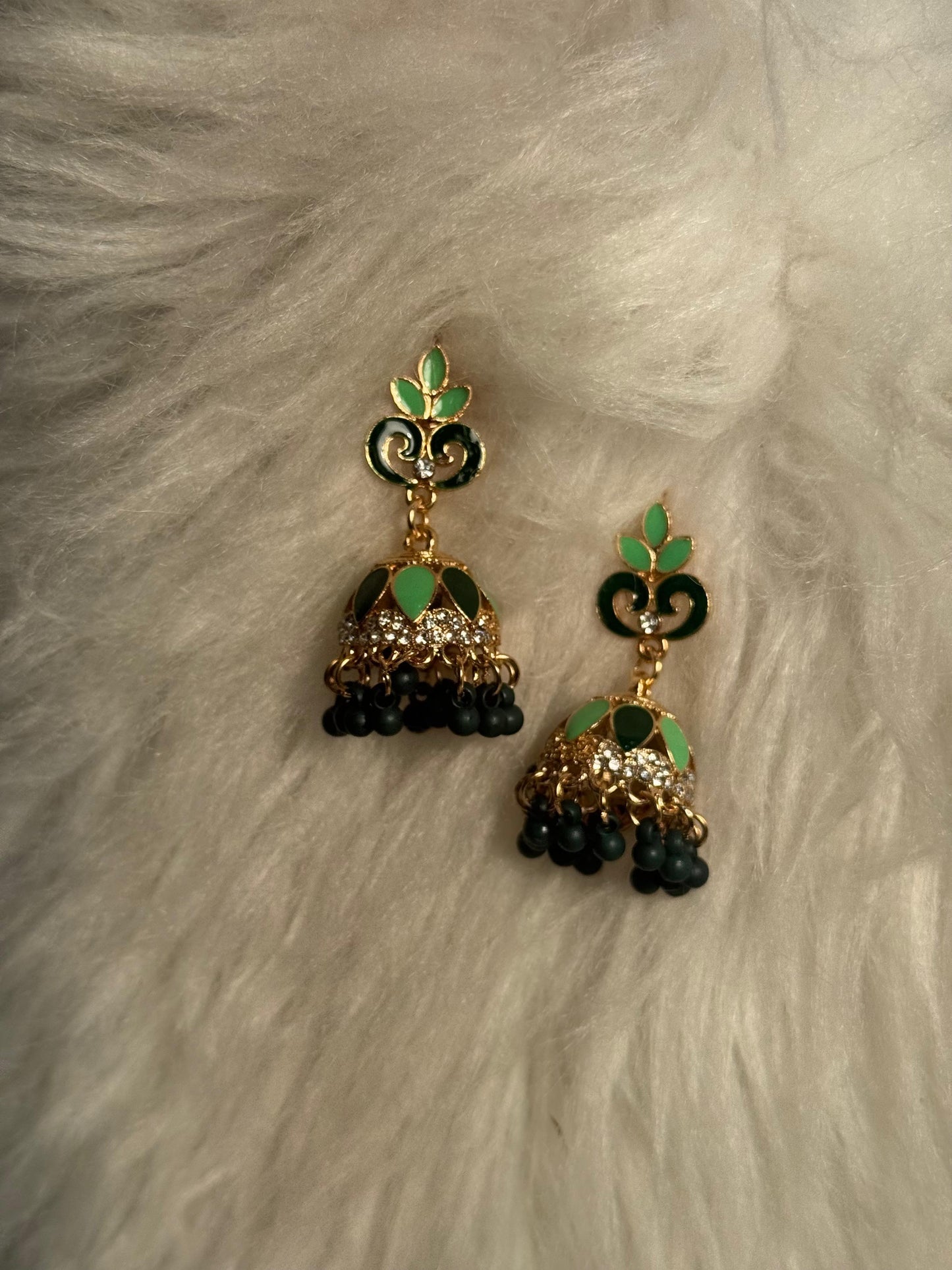 Teen Booti Rang-e-desi green