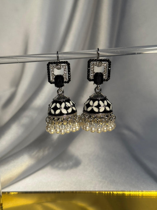 Double chakor Rang-e-desi black and white