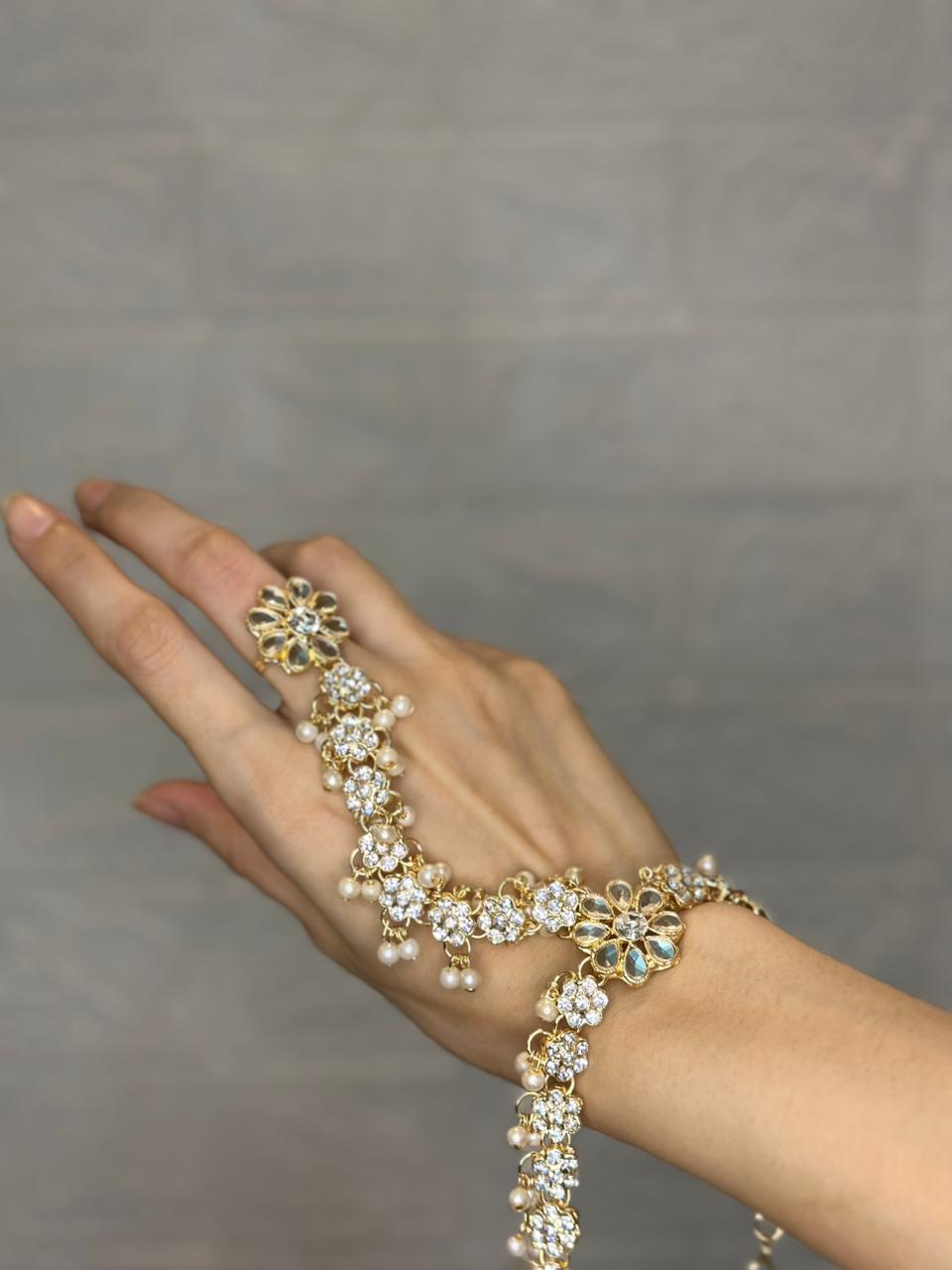 hath phool gold floral