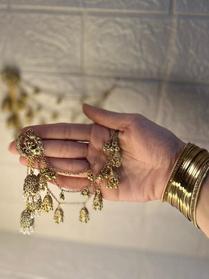 Morni Earrings with Saharay - Gold